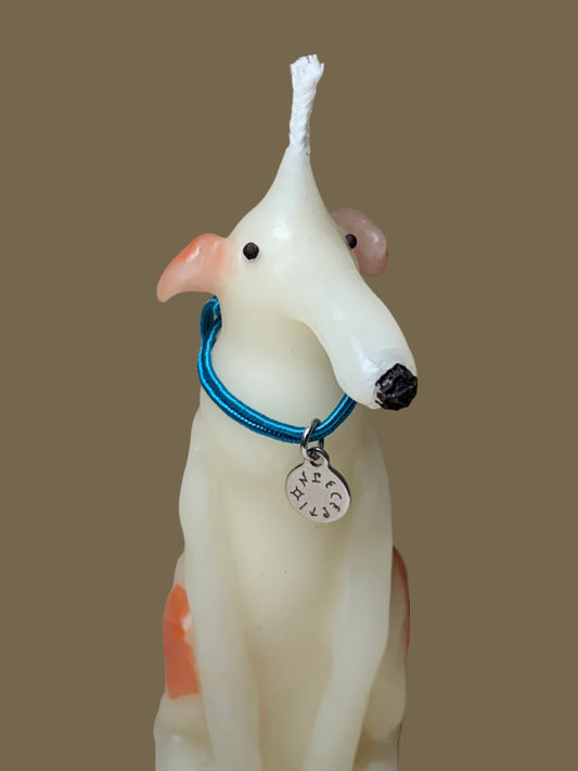 LONG NOSE DOG CANDLE