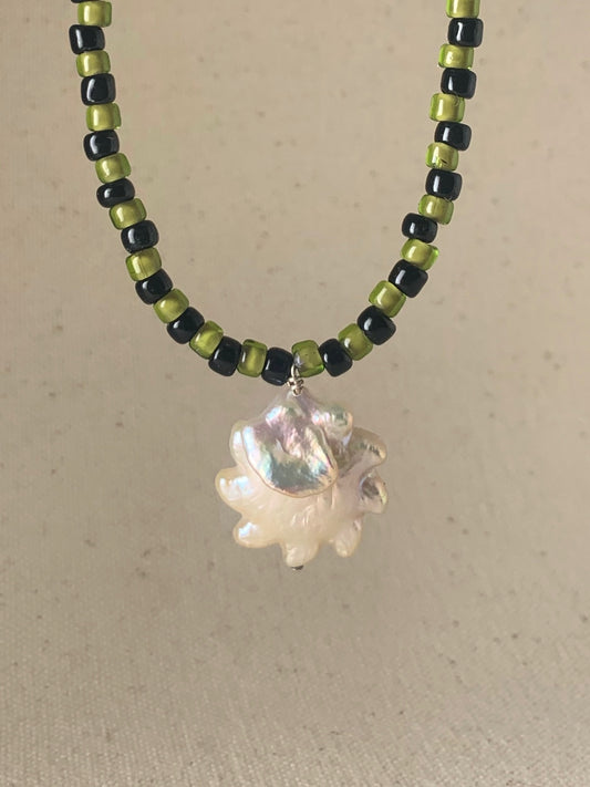 EQUINOX NECKLACE, SUN PEARL