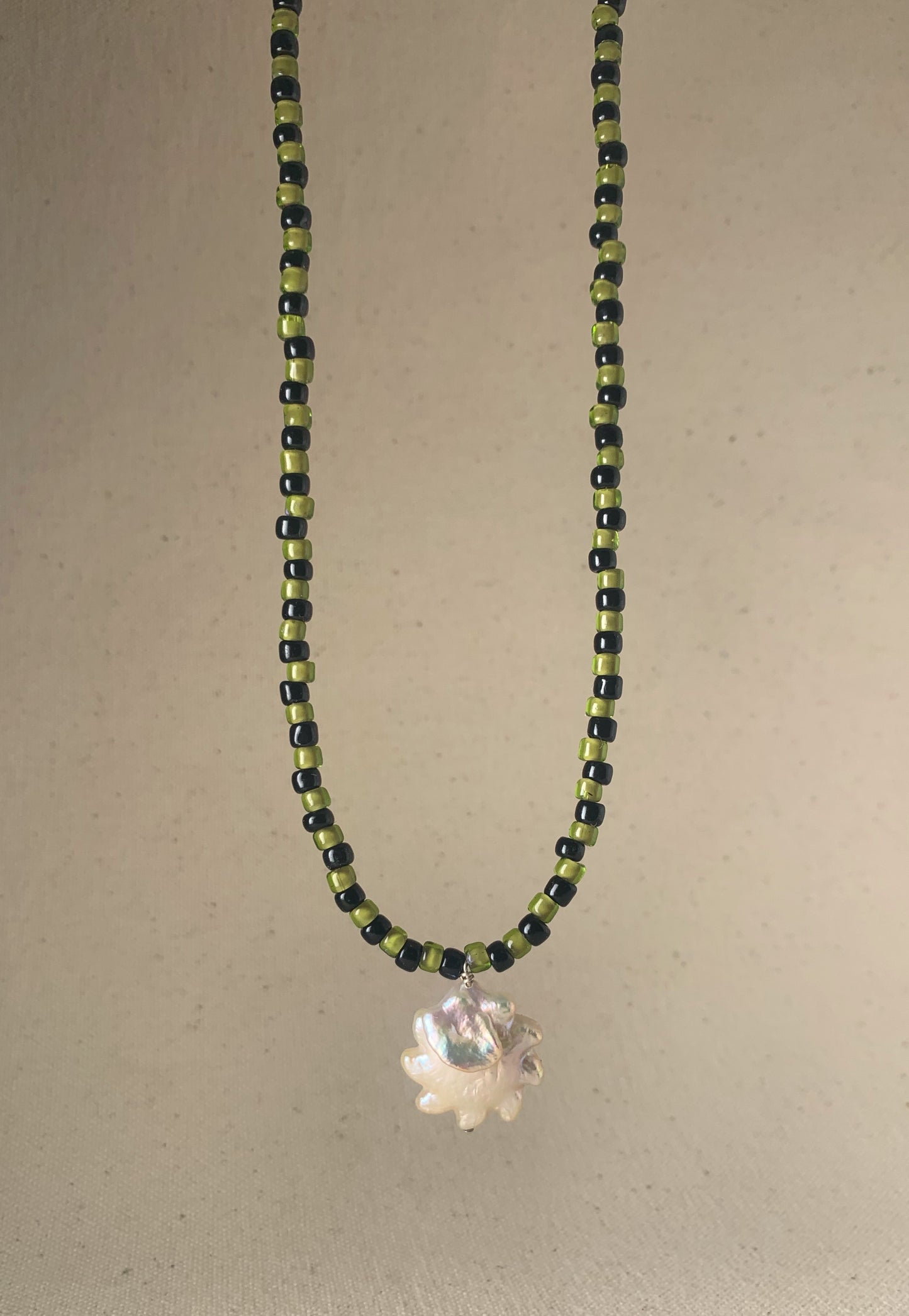 EQUINOX NECKLACE, SUN PEARL