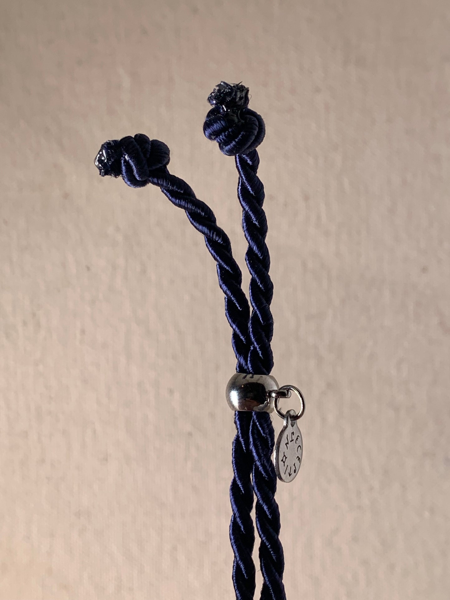 DEVOTEE NECKLACE, MIDNIGHT LIME